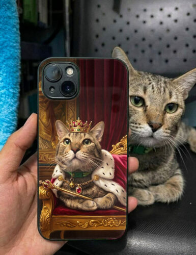 Click to view full screen Royal Pet Phone Case photo review